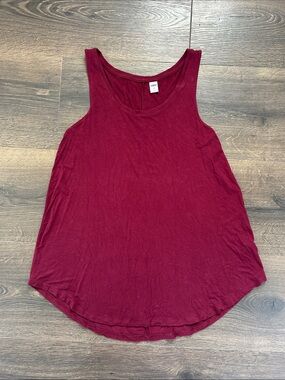 Old Navy Women's Burgundy Scoop Neck Tank